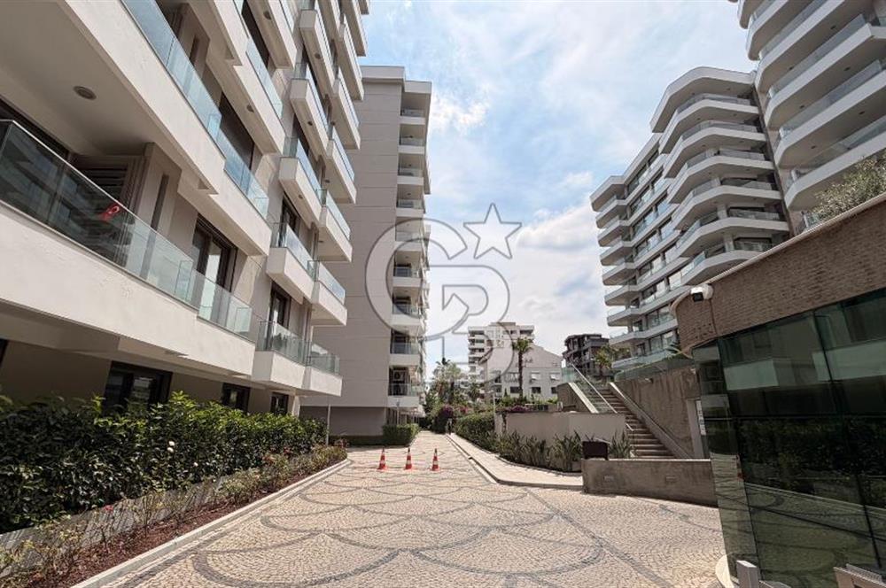 Narlıdere Smyrna Park 6+1 350 m2 Müstakil Bahçeli Emsalsiz Daire