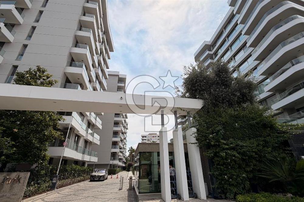 Narlıdere Smyrna Park 6+1 350 m2 Müstakil Bahçeli Emsalsiz Daire