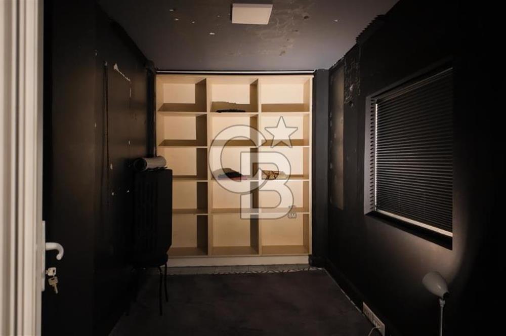 GÜVENLİK CADDESİ KÖŞE BAŞI FULL YAPILI SATILIK