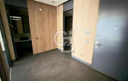 BALGAT MENEKŞE BUSİNESS CENTER ARA KAT 1+1 SATILIK OFİS