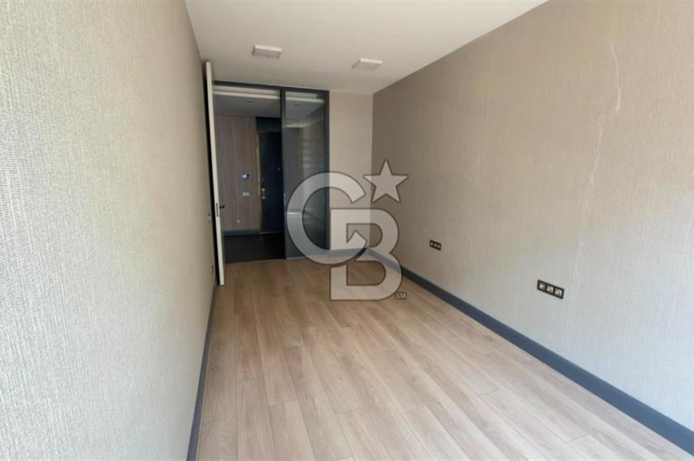 BALGAT MENEKŞE BUSİNESS CENTER ARA KAT 1+1 SATILIK OFİS