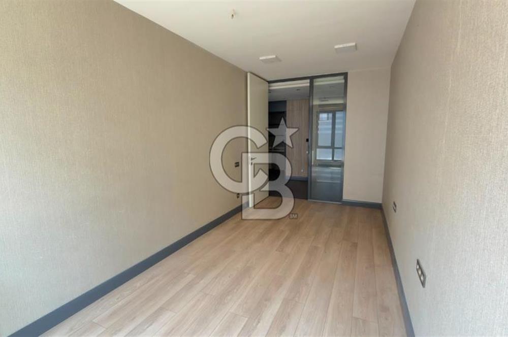 BALGAT MENEKŞE BUSİNESS CENTER ARA KAT 1+1 SATILIK OFİS