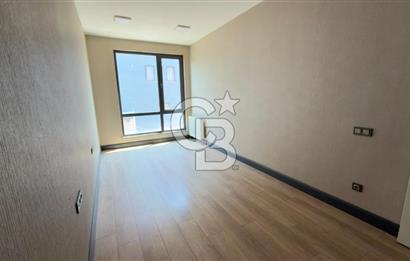 BALGAT MENEKŞE BUSİNESS CENTER ARA KAT 1+1 SATILIK OFİS