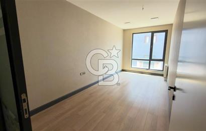 BALGAT MENEKŞE BUSİNESS CENTER ARA KAT 1+1 SATILIK OFİS