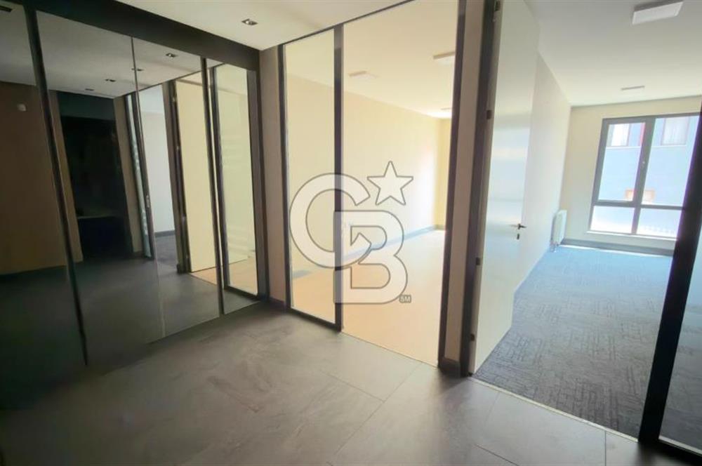 BALGAT MENEKŞE BUSİNESS CENTER ARA KAT 1+1 SATILIK OFİS