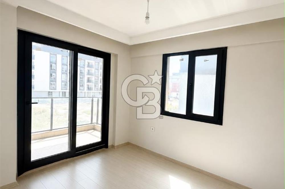 Seyrekte Havuzlu Kiralık Daire