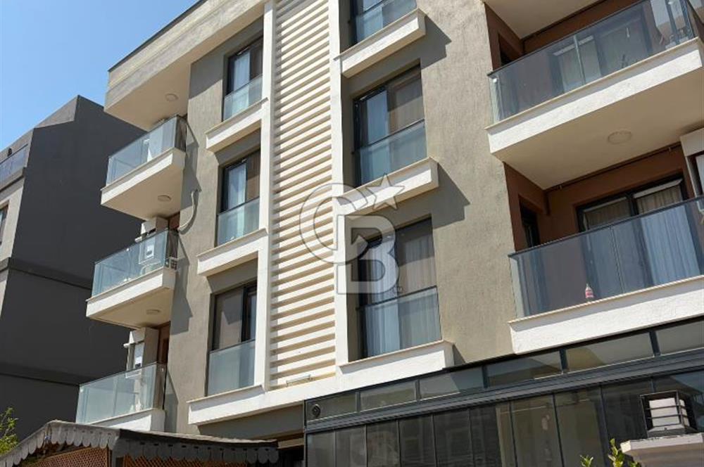 Seyrekte Havuzlu Kiralık Daire