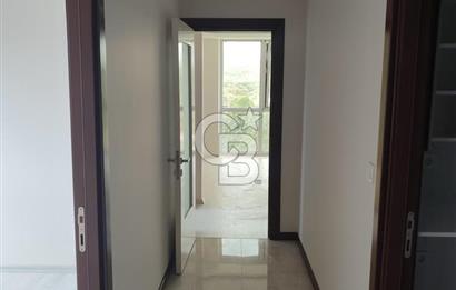 Güzelbahçe Yelki Cadde Üzerinde 2+1 Kiralık