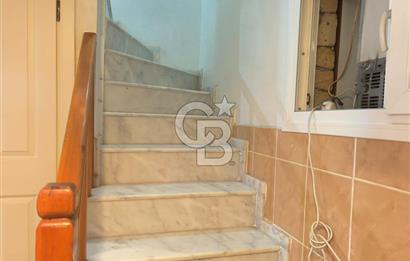 Bir Ev İçinde 3 Ev - Yeni Foça Merkezde Satılık Müstakil