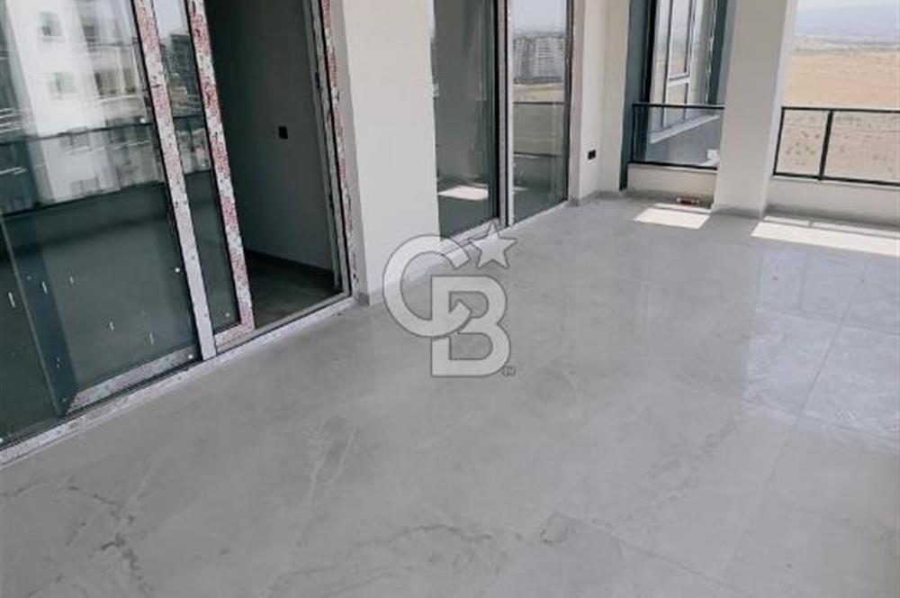 Atatürk Orman Çiftliği Manzaralı Geniş ve Lüks 4+1 Satılık Daire