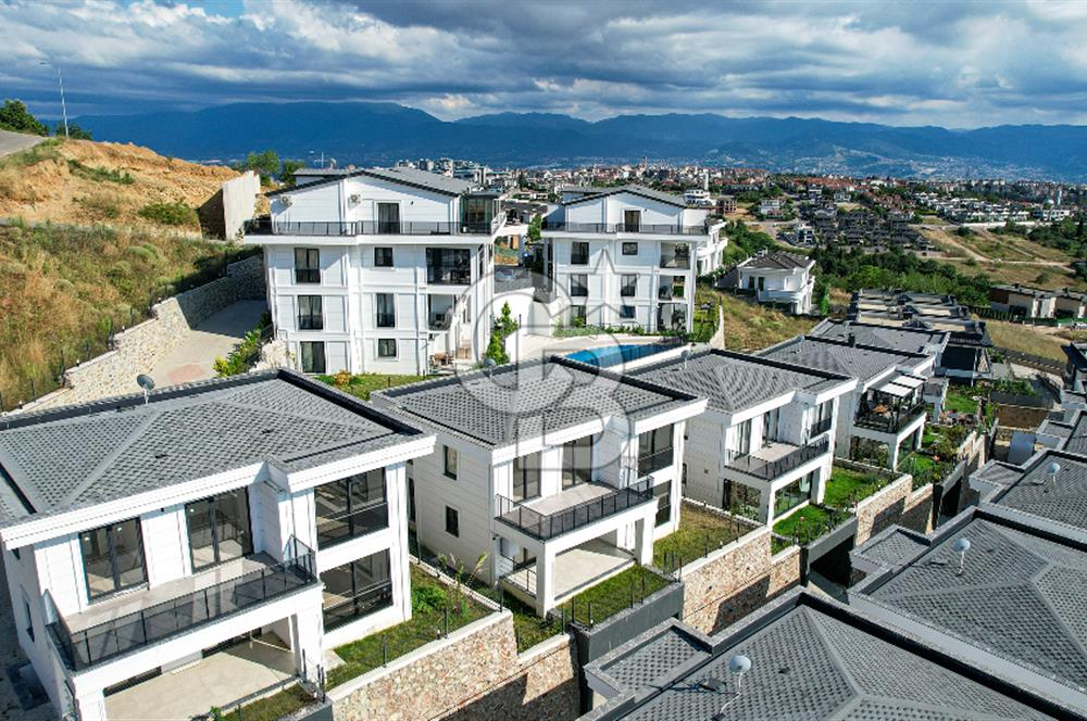 İZMİT KABAOĞLU KAVAN COUNTRY KİRALIK 5+2 MÜSTAKİL SIFIR VİLLA
