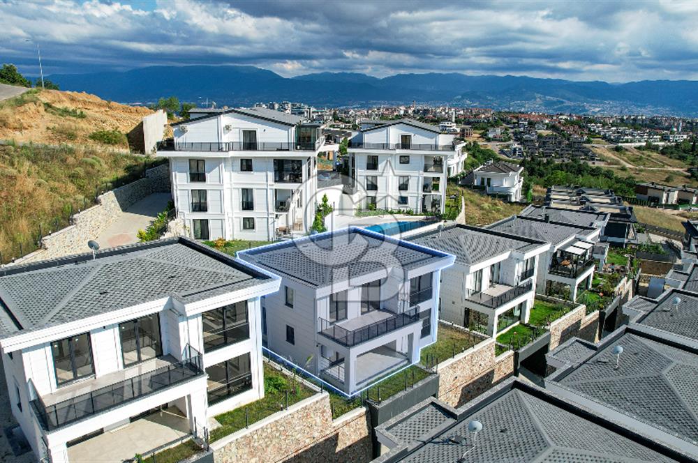 İZMİT KABAOĞLU KAVAN COUNTRY KİRALIK 5+2 MÜSTAKİL SIFIR VİLLA