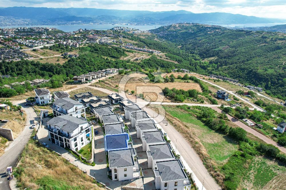 İZMİT KABAOĞLU KAVAN COUNTRY KİRALIK 5+2 MÜSTAKİL SIFIR VİLLA