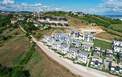 İZMİT KABAOĞLU KAVAN COUNTRY KİRALIK 5+2 MÜSTAKİL SIFIR VİLLA