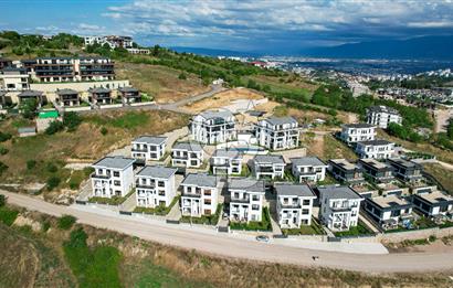 İZMİT KABAOĞLU KAVAN COUNTRY KİRALIK 5+2 MÜSTAKİL SIFIR VİLLA