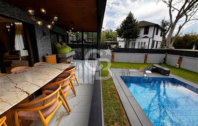 ŞİLE ÇAVUŞ'TA HAVUZLU 7+1 TRİPLEKS LÜKS VİLLA