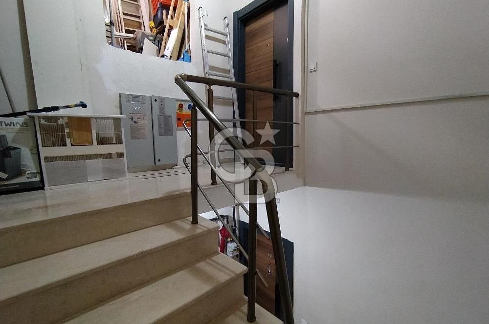 ZÜMRÜTEVLER'DE YENİ BİNADA TERASLI, DENİZ MANZARALI 4+2 DUBLEKS