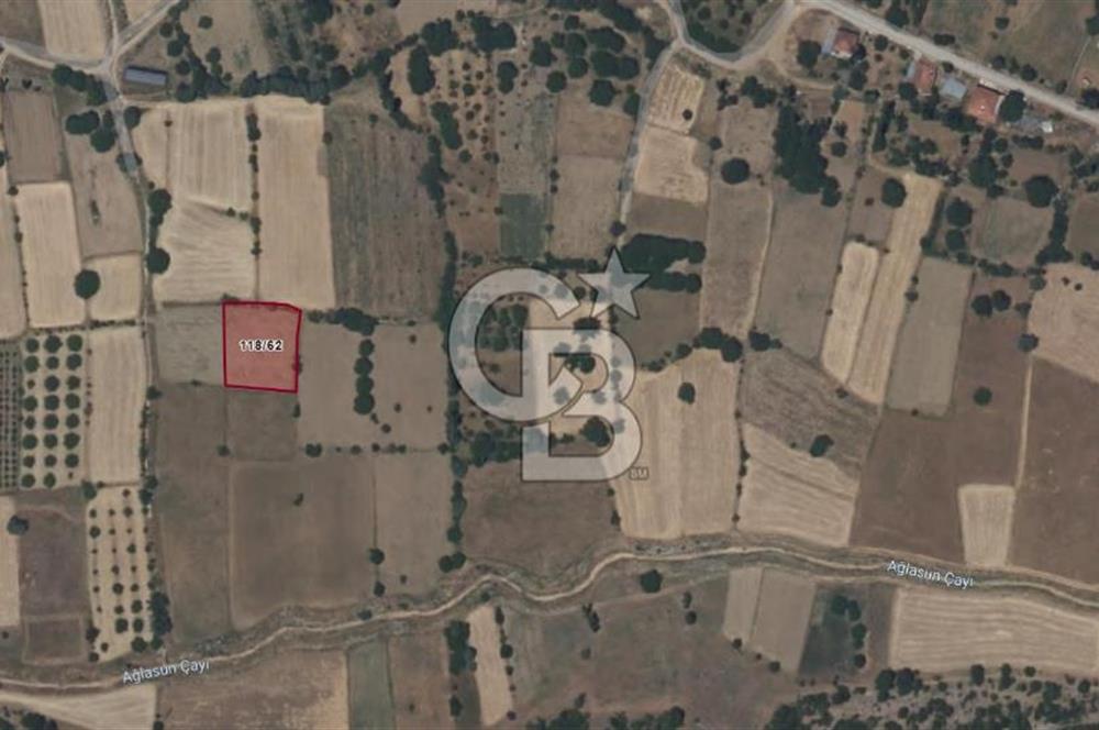 BURDUR AĞLASUN DEREKÖY'DE SATILIK TARLA