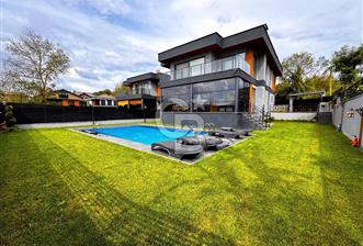 ŞİLE ÇAVUŞ'TA HAVUZLU 7+1 TRİPLEKS LÜKS VİLLA - 1 - 363440