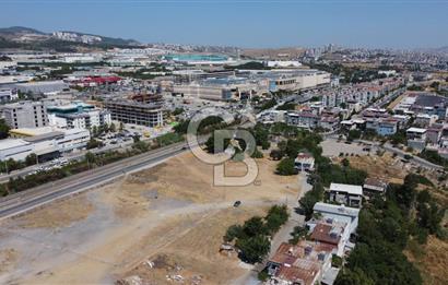 Gaziemir Optimum AVM Karşısında 3650 m2 Fırsat Arsa