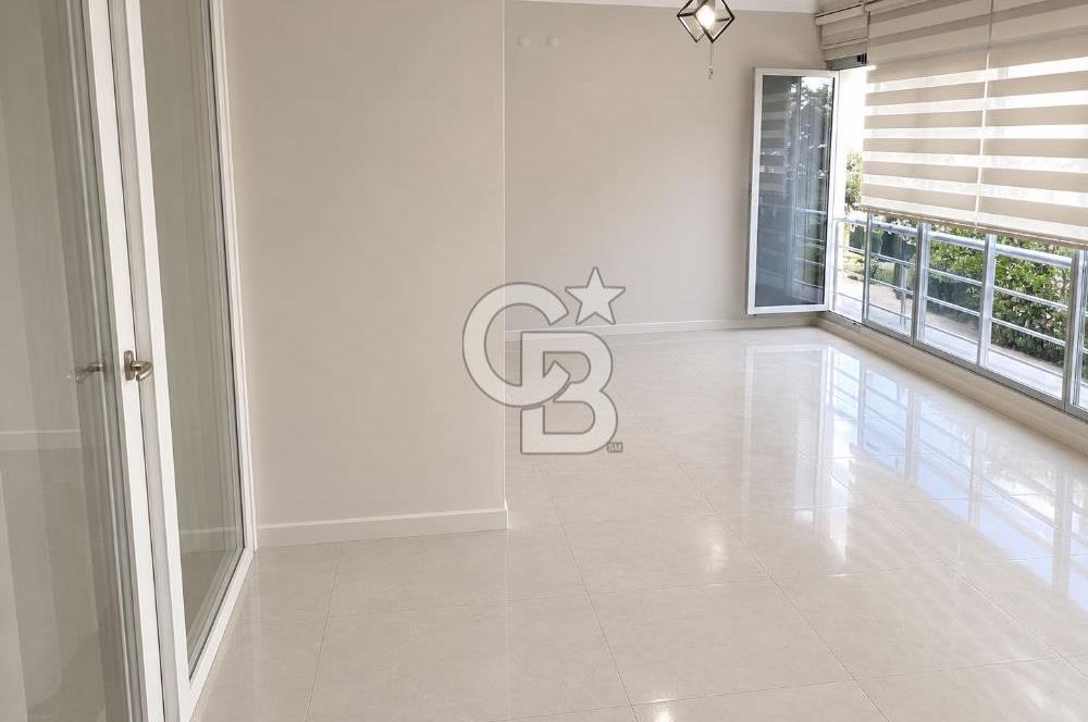 KEÇİÖREN OVACIK BUTİK SİTEDE SATILIK 4+1 LÜX DAİRE 220 M2