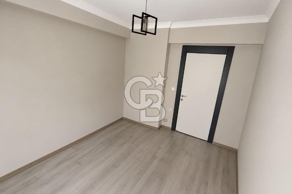 KEÇİÖREN OVACIK BUTİK SİTEDE SATILIK 4+1 LÜX DAİRE 220 M2