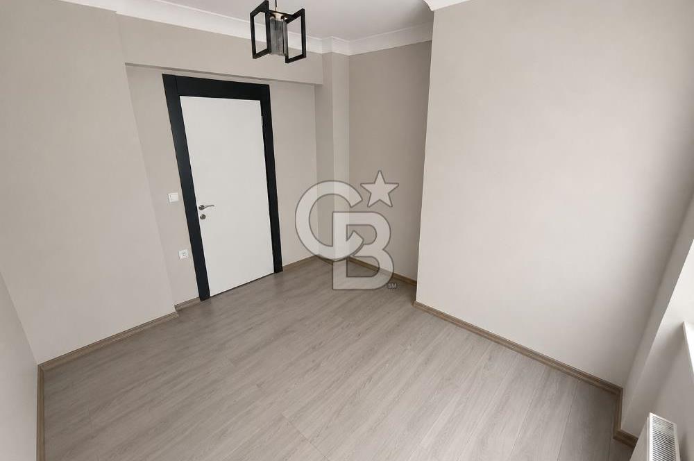 KEÇİÖREN OVACIK BUTİK SİTEDE SATILIK 4+1 LÜX DAİRE 220 M2