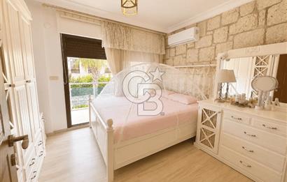 ÇEŞME ALAÇATI GÖBENE'DE SATILIK MÜSTAKİL 3+1 HAVUZLU VİLLA