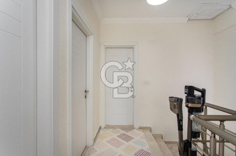 Foça Hacıveli Mah. Satılık 3+1 Bahçeli Geniş Dubleks Villa
