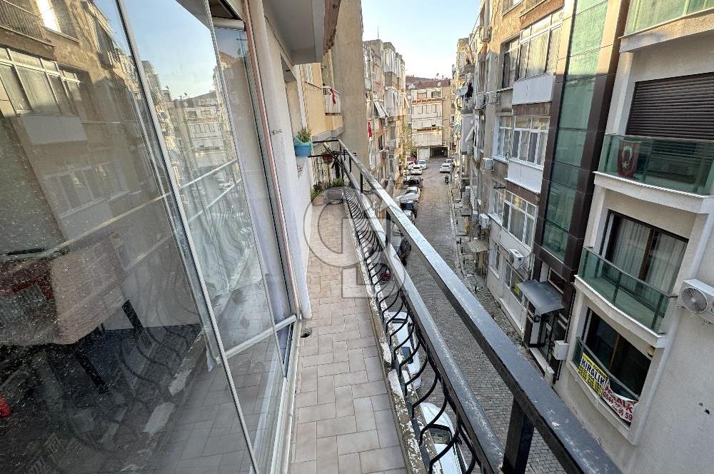 Karşıkaya İskele ve Çarşıya 300 M, 3+1 Satılık Geniş-Ferah Daire