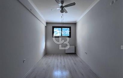 Bayraklı Gümüşpala'da Deniz Manzaralı Kiralık 2+1 Daire