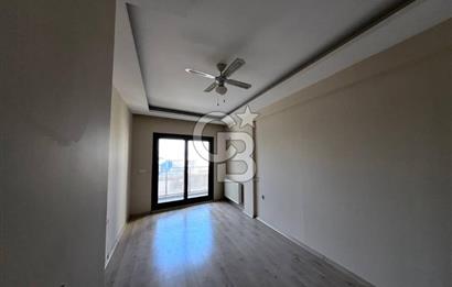 Bayraklı Gümüşpala'da Deniz Manzaralı Kiralık 2+1 Daire