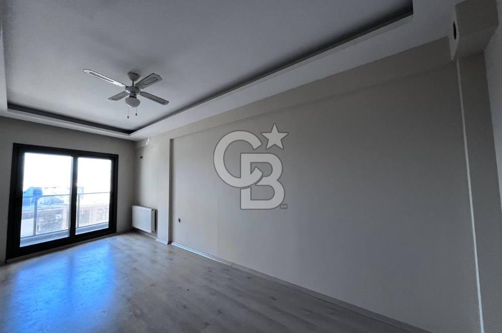 Bayraklı Gümüşpala'da Deniz Manzaralı Kiralık 2+1 Daire