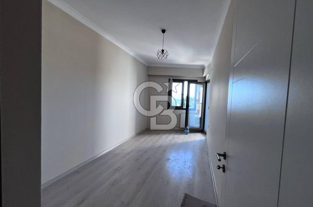 Bayraklı Gümüşpala'da Deniz Manzaralı Kiralık 2+1 Daire