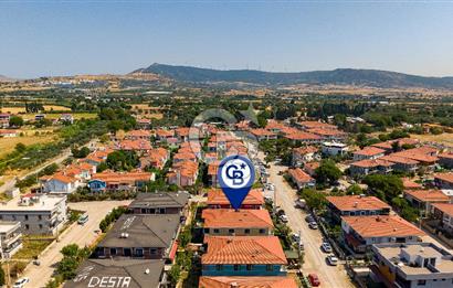 Foça Hacıveli Mah. Satılık 3+1 Bahçeli Geniş Dubleks Villa