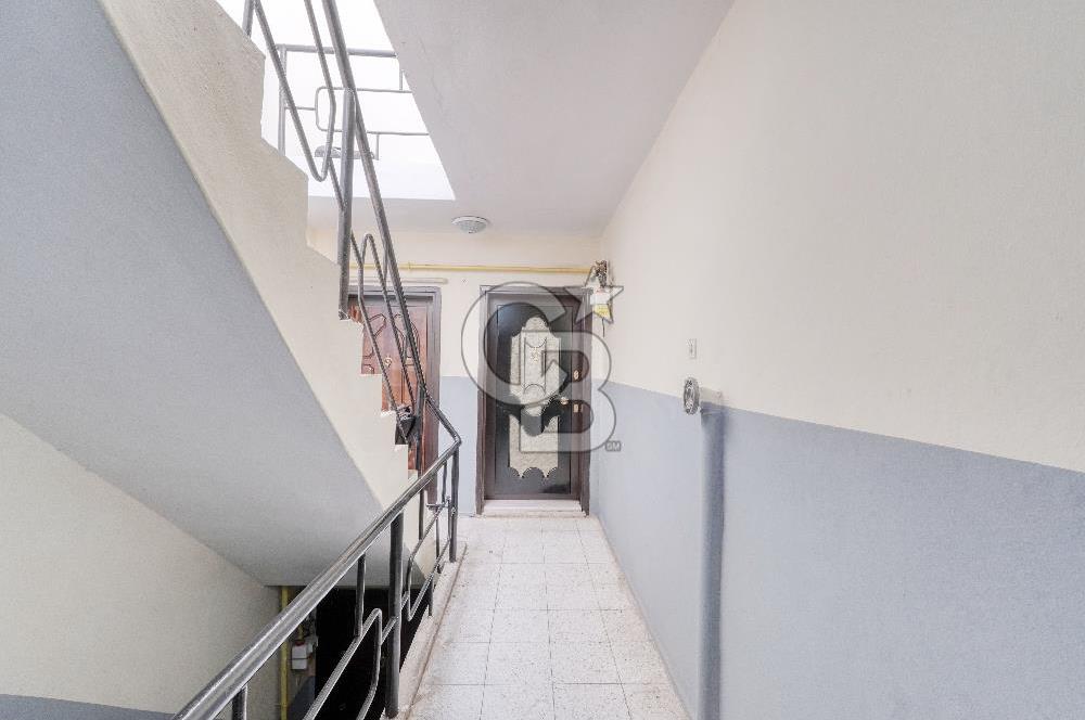 Bornova Atatürk Mahallesi Yavuz Caddesi Yakını 2+1 Satılık Daire