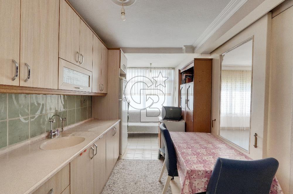 Bornova Atatürk Mahallesi Yavuz Caddesi Yakını 2+1 Satılık Daire