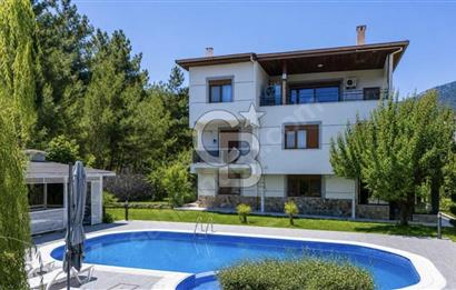 TEOK'tan Kemalpaşa Çiniliköy Büyük Kiralık Villa
