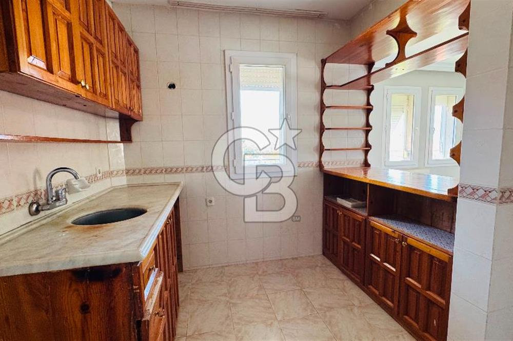 Foça Atatürk Mah. Kiralık 2+1 Daire