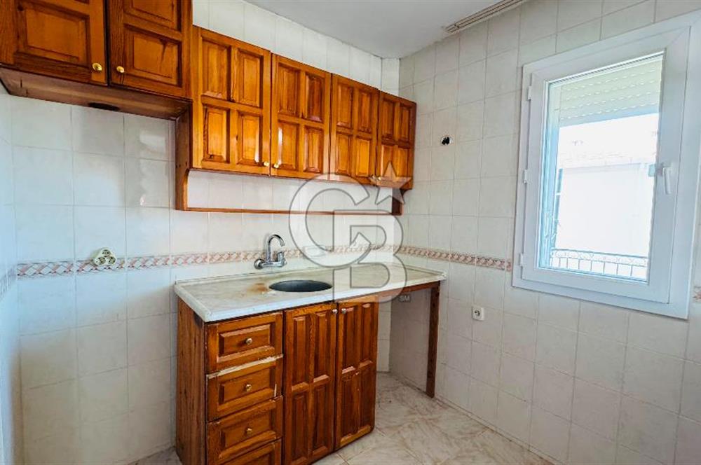 Foça Atatürk Mah. Kiralık 2+1 Daire