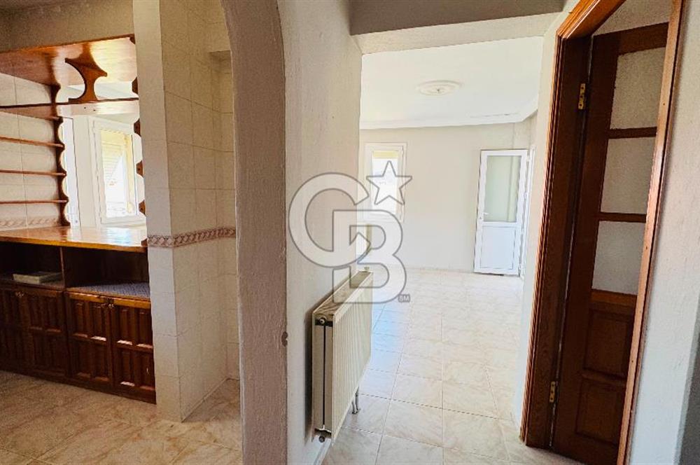 Foça Atatürk Mah. Kiralık 2+1 Daire