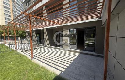 RELAX CADDE'DE GENİŞ BAHÇE KULLANIMLI LÜKS 1+1 KİRALIK DAİRE