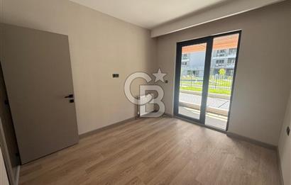 RELAX CADDE'DE GENİŞ BAHÇE KULLANIMLI LÜKS 1+1 KİRALIK DAİRE