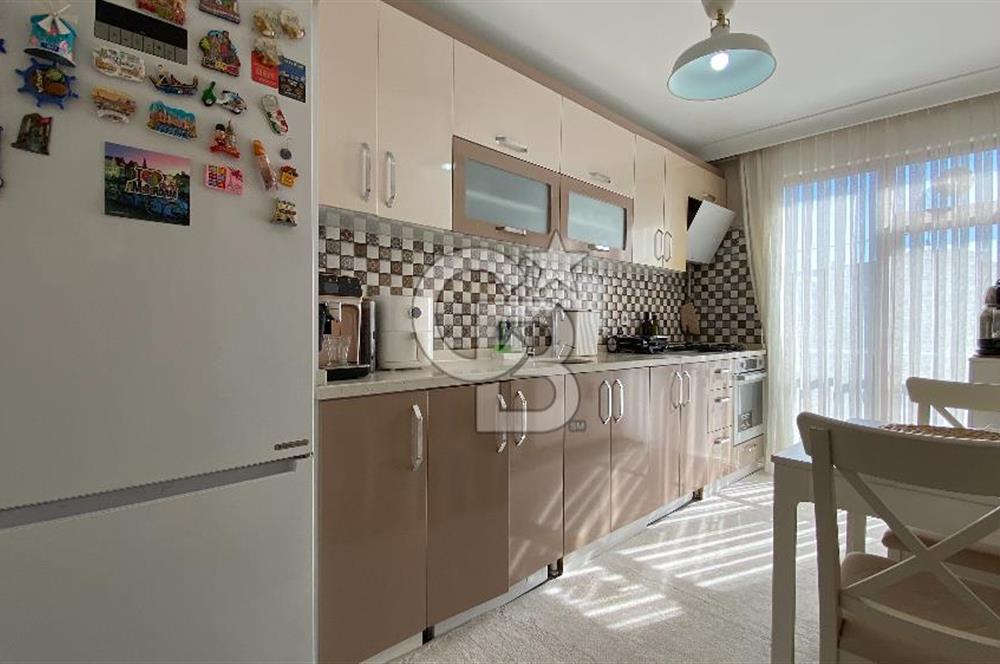 EYÜPSULTAN ESENTEPE TRAMVAYA 600 MT. 2+1 OTOPARKLI SATILIK DAİRE