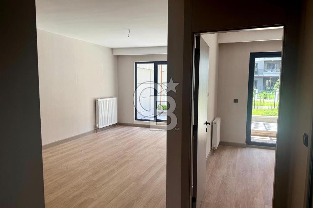 RELAX CADDE'DE GENİŞ BAHÇE KULLANIMLI LÜKS 1+1 KİRALIK DAİRE