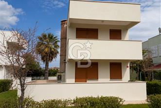 GÜRE'DE DENİZE 50 METRE SATILIK VİLLA - 1 - 363744