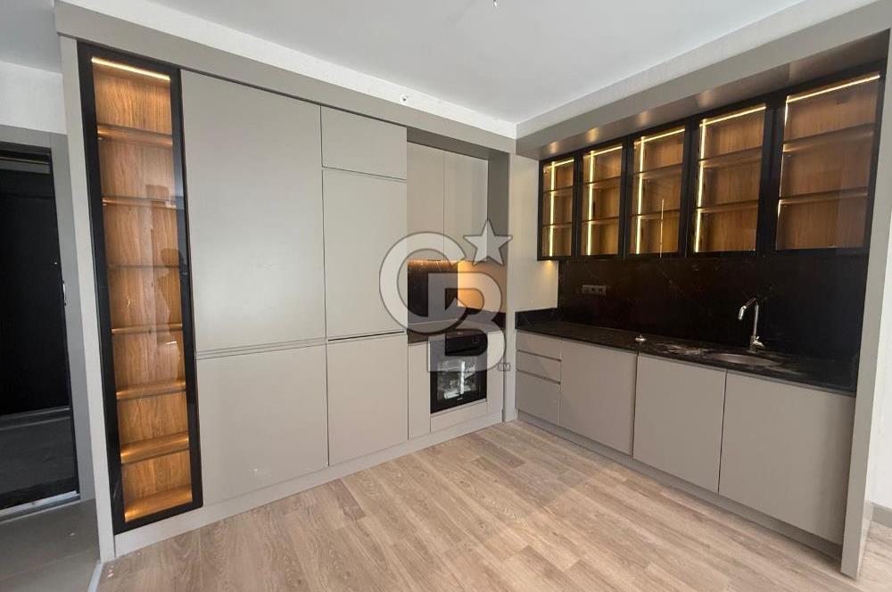 RELAX CADDE'DE GENİŞ BAHÇE KULLANIMLI LÜKS 1+1 KİRALIK DAİRE