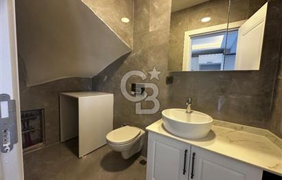 Urla Yelaltı’nda teraslı,seçkin tripleks ikiz villa