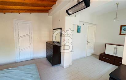 Foça Denizkentte Eşyalı Kiralık Deniz Manzaralı 4+1 Villa