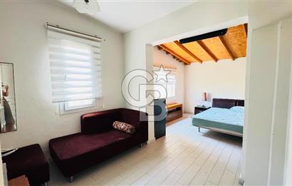 Foça Denizkentte Eşyalı Kiralık Deniz Manzaralı 4+1 Villa